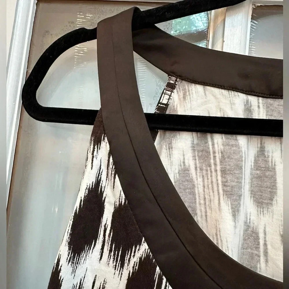 Ann Taylor Chocolate Brown & White Preppy Sleeveless Blouse Size XL - Picture 5 of 9